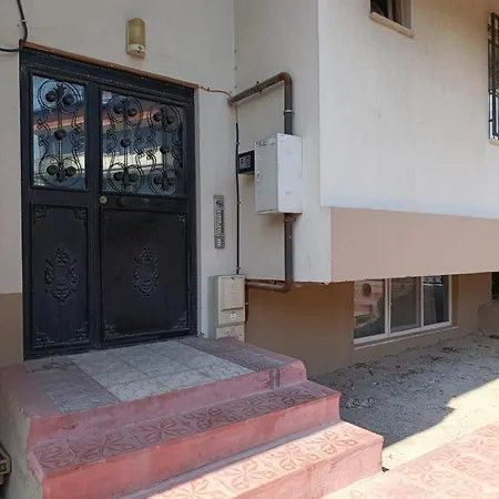 Zeytin Apart, 8 Apartament
